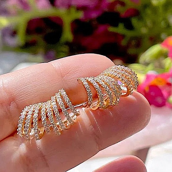 Gold Zircon Ear Claw Earrings, Ear Huggies, Minimalist, Hoops, Studs - Picture 3 of 9